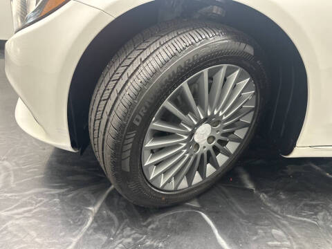 2015 Mercedes-Benz C-Class C 300