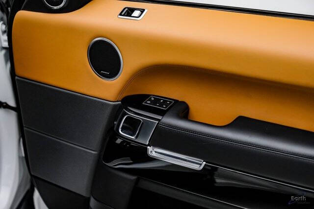 2020 Land Rover Range Rover Sport SVR