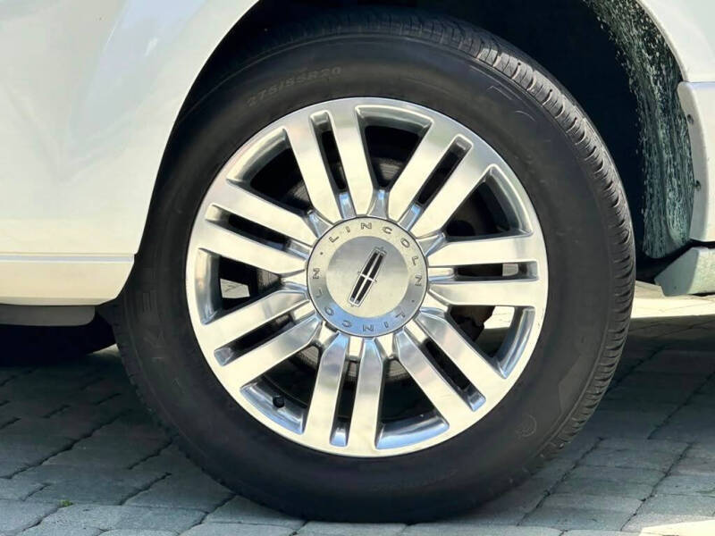 2014 Lincoln Navigator