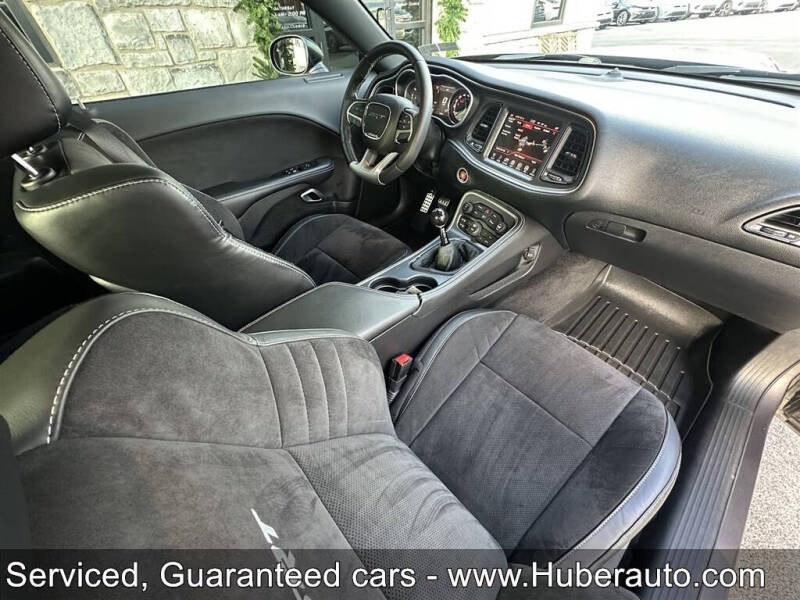 2015 Dodge Challenger SRT 392