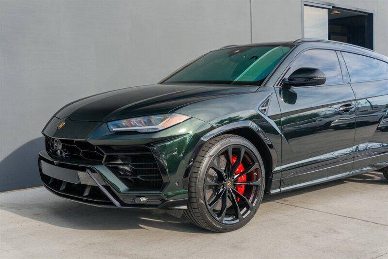 2020 Lamborghini Urus