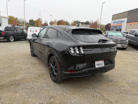 2023 Ford Mustang Mach-E Premium