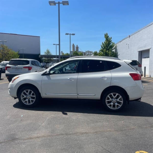 2012 Nissan Rogue SV w/SL Package