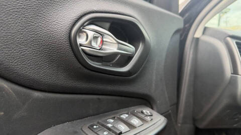 2022 Jeep Cherokee Trailhawk