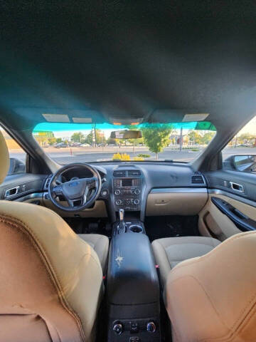 2016 Ford Explorer