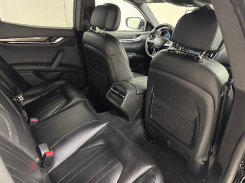 2017 Maserati Ghibli