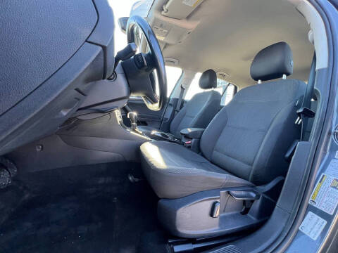 2019 Volkswagen Golf S