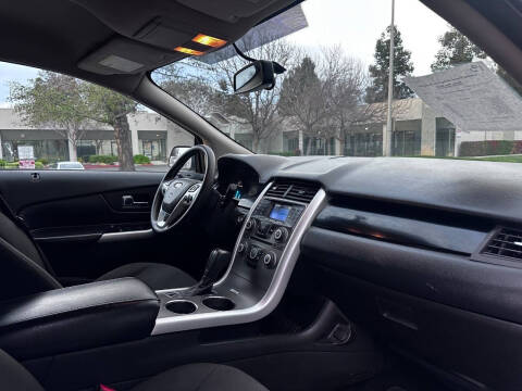 2013 Ford Edge SE