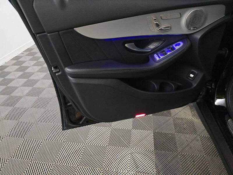 2021 Mercedes-Benz GLC GLC 300