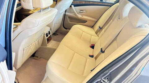 2009 BMW 5 Series 528i xDrive