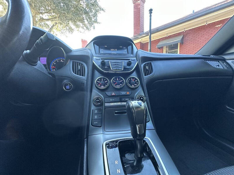 2016 Hyundai Genesis Coupe