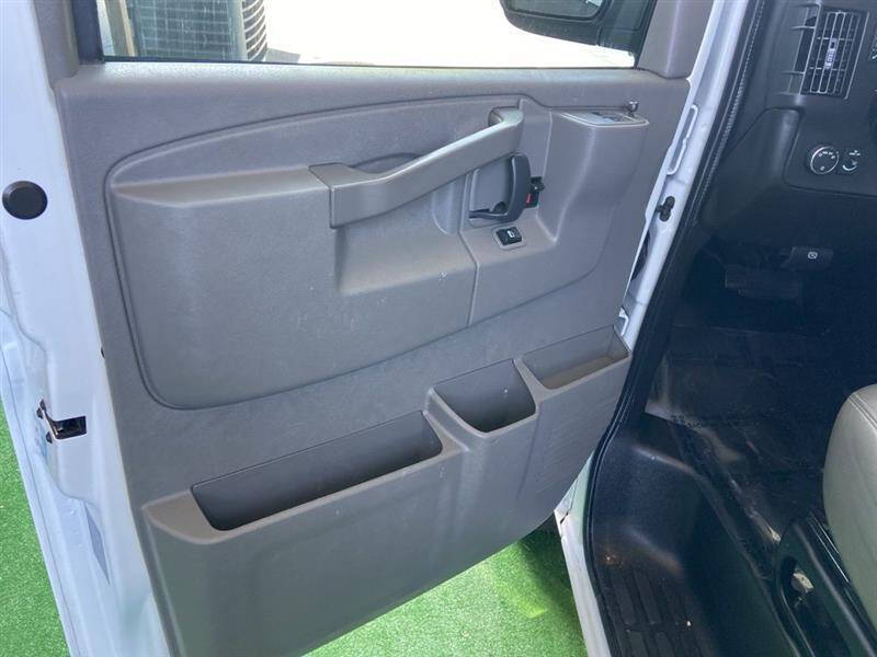 2021 Chevrolet Express 2500