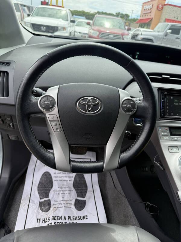 2012 Toyota Prius Two