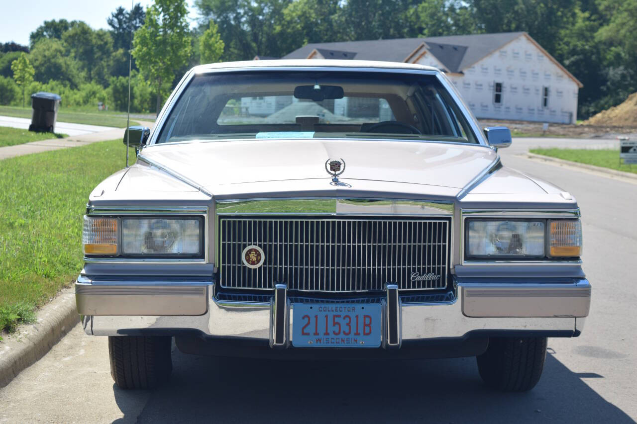 1991 Cadillac Brougham 15