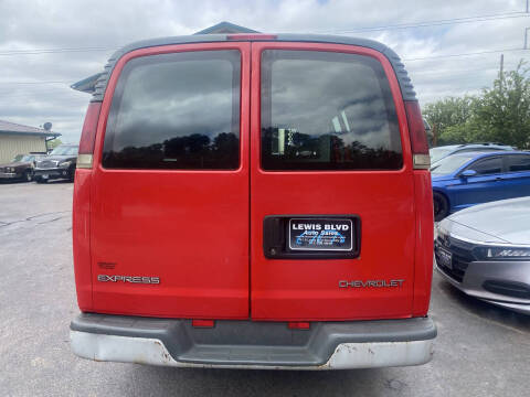 2002 Chevrolet Express 2500