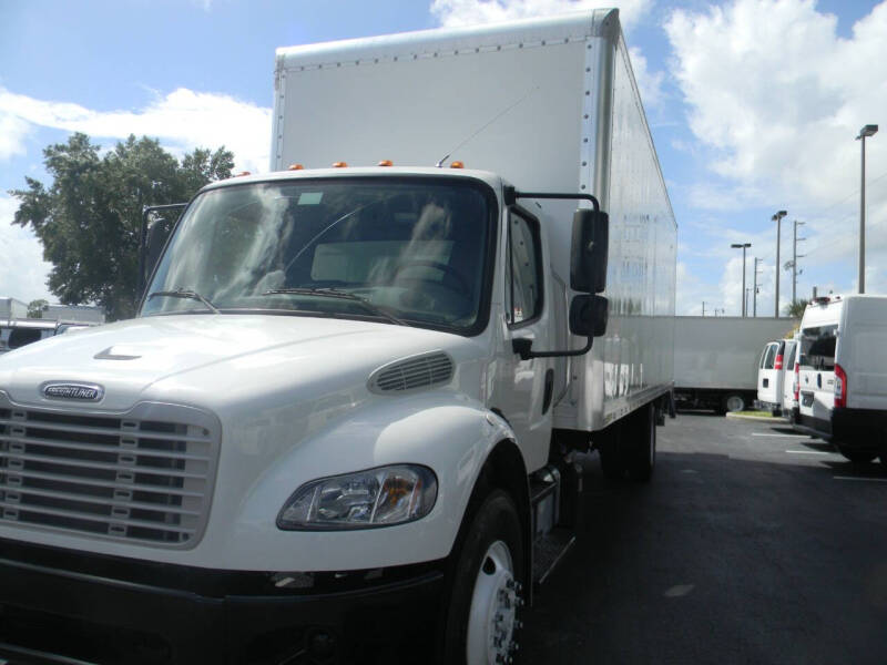 2023 Freightliner M2 106