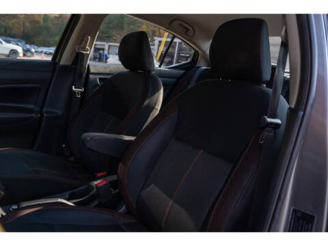 2020 Nissan Versa SR