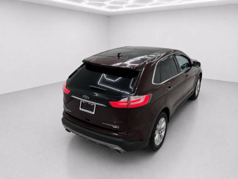 2020 Ford Edge Titanium