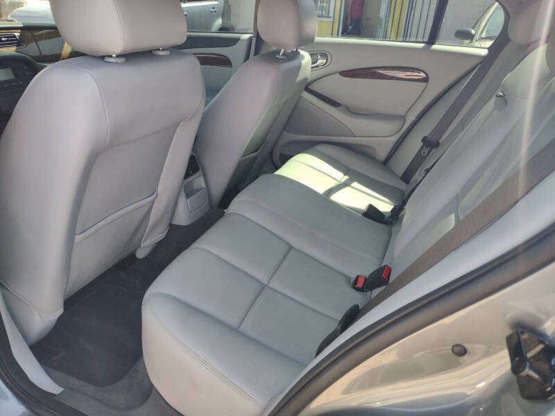 2005 Jaguar S-Type 4.2