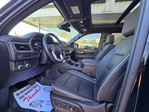 2023 GMC Yukon XL SLT