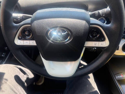 2018 Toyota Prius One