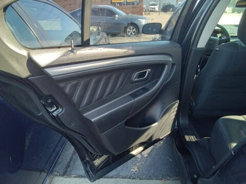 2010 Ford Taurus SEL