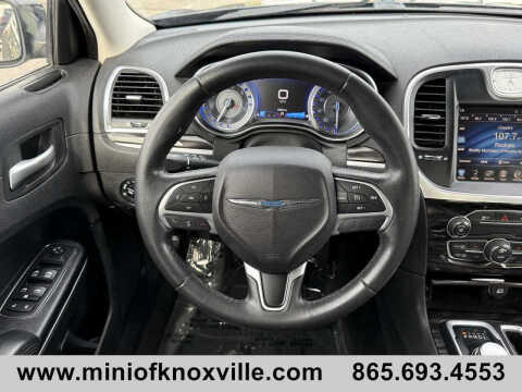 2015 Chrysler 300 Limited