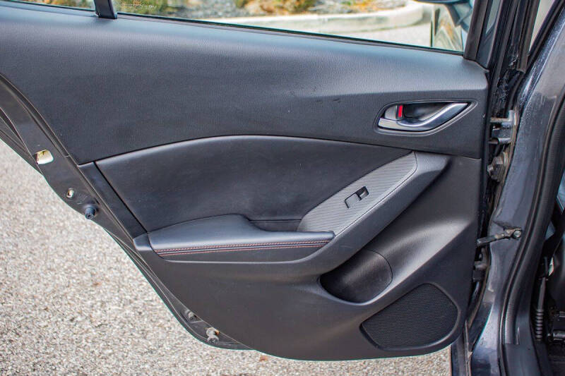 2014 Mazda MAZDA3 s Touring