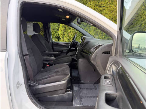 2019 Dodge Grand Caravan SE 35th Anniversary Edition