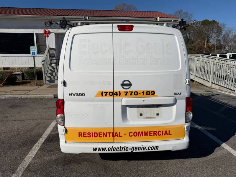 2017 Nissan NV200 SV