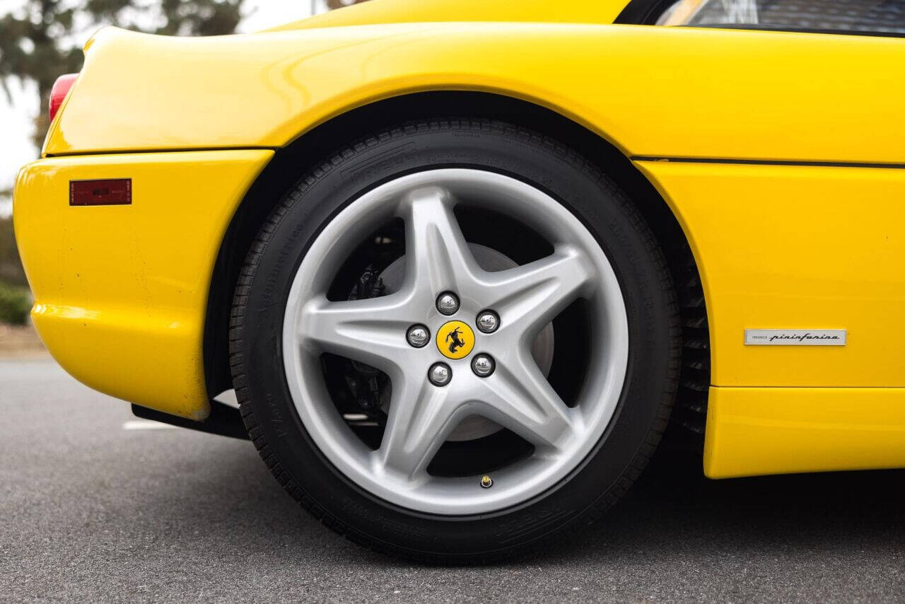 1995 Ferrari F355 76
