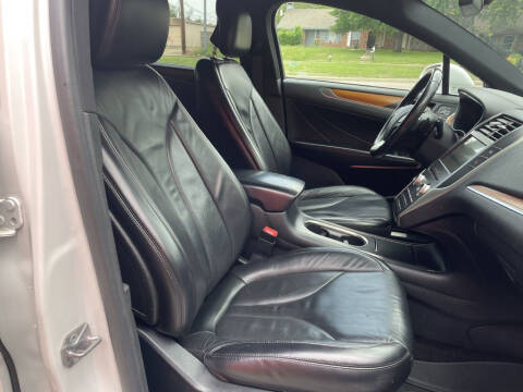 2017 Lincoln MKC Select