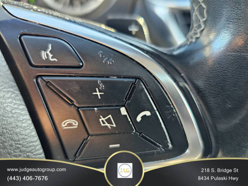 2017 Infiniti QX30 Premium