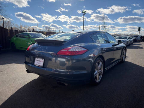2011 Porsche Panamera