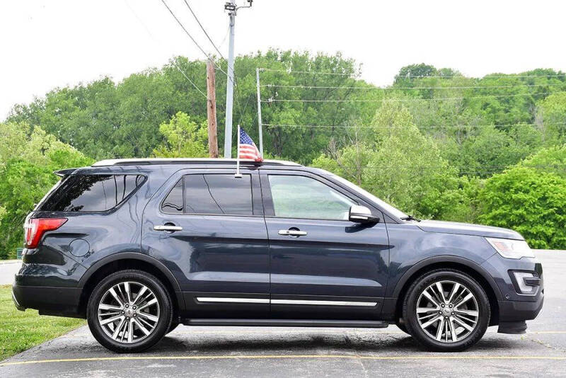 2017 Ford Explorer Platinum
