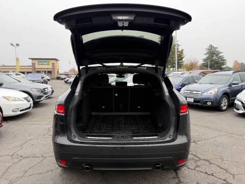 2020 Jaguar F-PACE 25t Premium