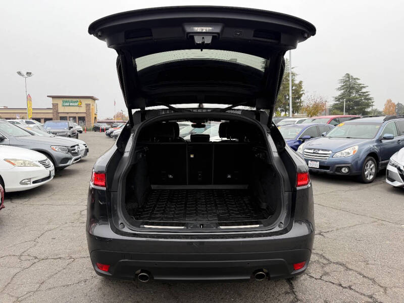 2020 Jaguar F-PACE 25t Premium