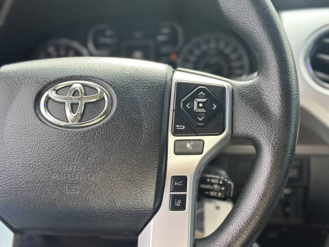 2018 Toyota Tundra SR5