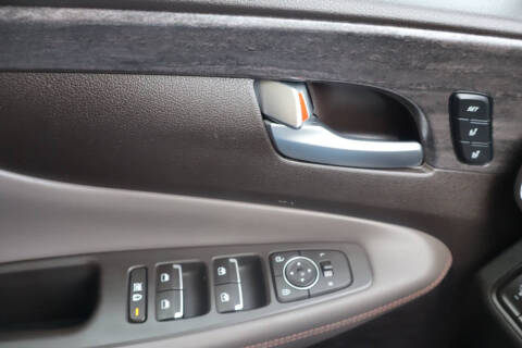 2020 Hyundai Santa Fe Limited 2.0T