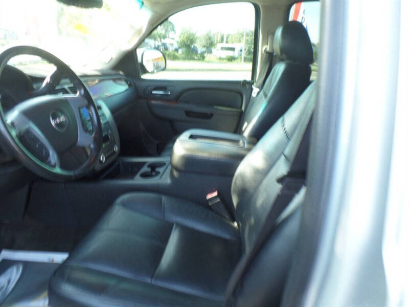 2013 GMC Yukon XL SLT