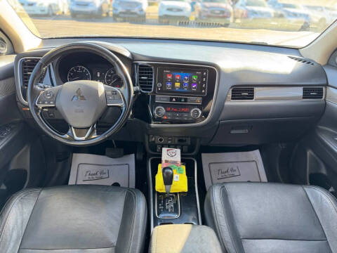 2019 Mitsubishi Outlander SE
