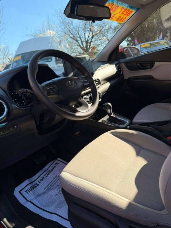 2022 Hyundai Kona SEL