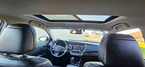 2013 Toyota Avalon Hybrid XLE Premium