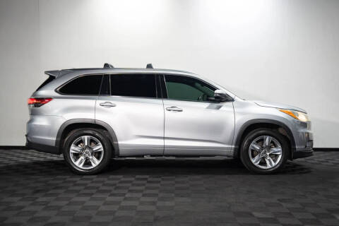 2016 Toyota Highlander