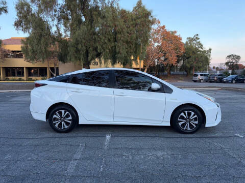 2016 Toyota Prius Two