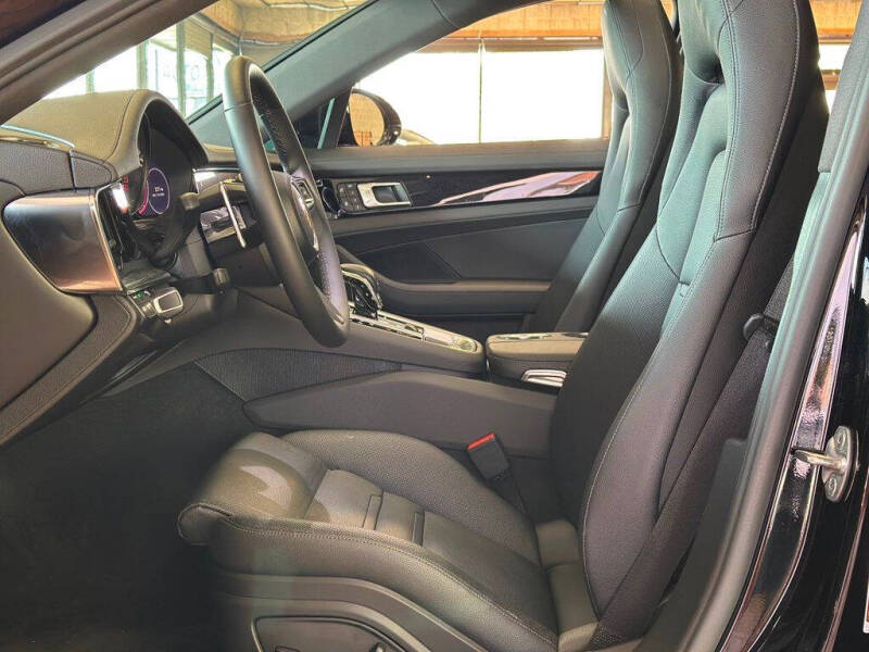 2022 Porsche Panamera