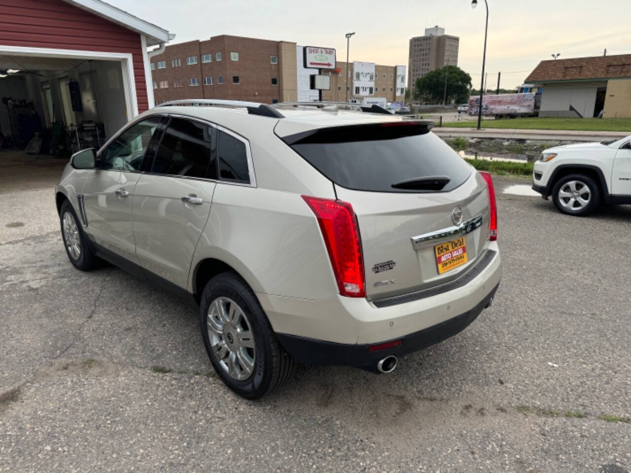 2013 Cadillac SRX for sale at BEST DEAL AUTO SALES in Moorhead, MN