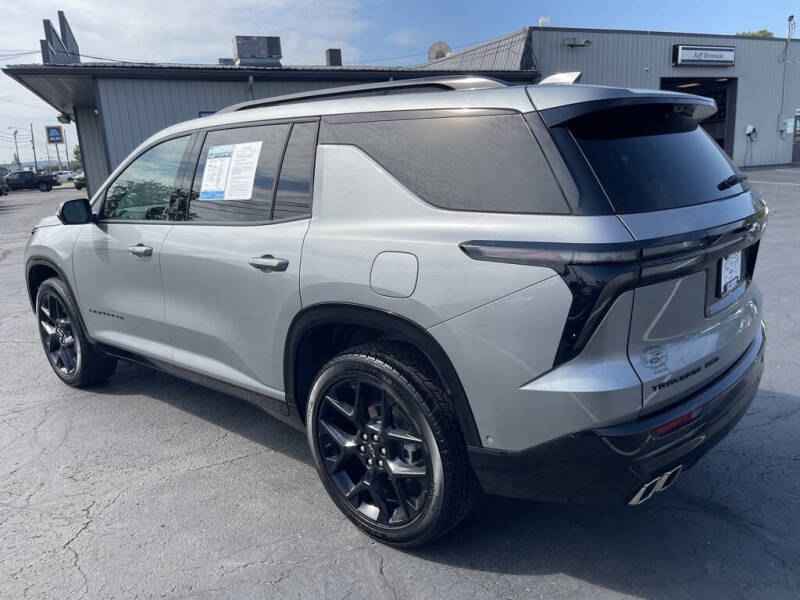 2025 Chevrolet Traverse RS