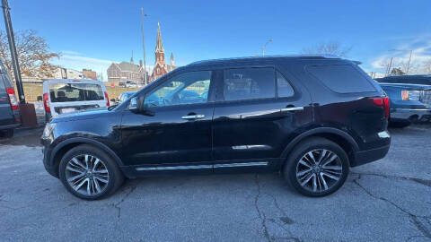 2017 Ford Explorer Platinum