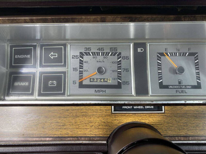 1982 Chrysler Le Baron Medallion